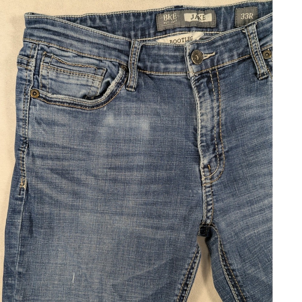 BKE Jake Bootleg Jeans Mens 33R Medium Wash Stretch Denim Bootcut Pants